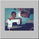 hermanitos, dina sewing